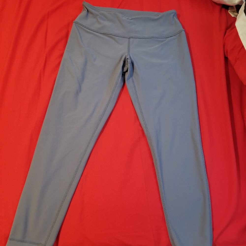 (Like brand new) gym leggings